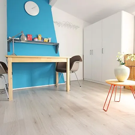 Cosy Topfloor Amstel Studio B&B 암스테르담