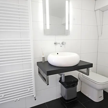 Cosy Topfloor Amstel Studio Bed and Breakfast